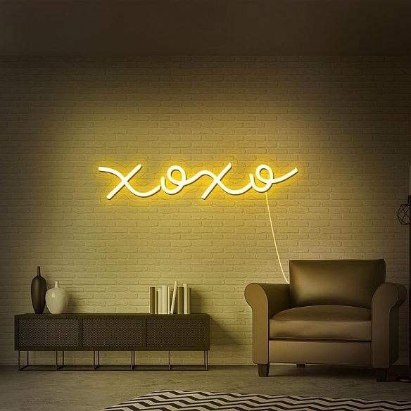 XOXO Neon Sign MWA022
