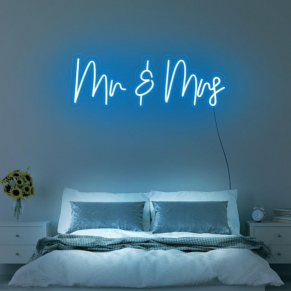 Mr&Mrs Neon Sign NS023