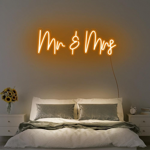 Mr&Mrs Neon Sign NS023