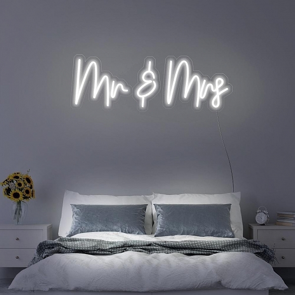 Mr&Mrs Neon Sign NS023